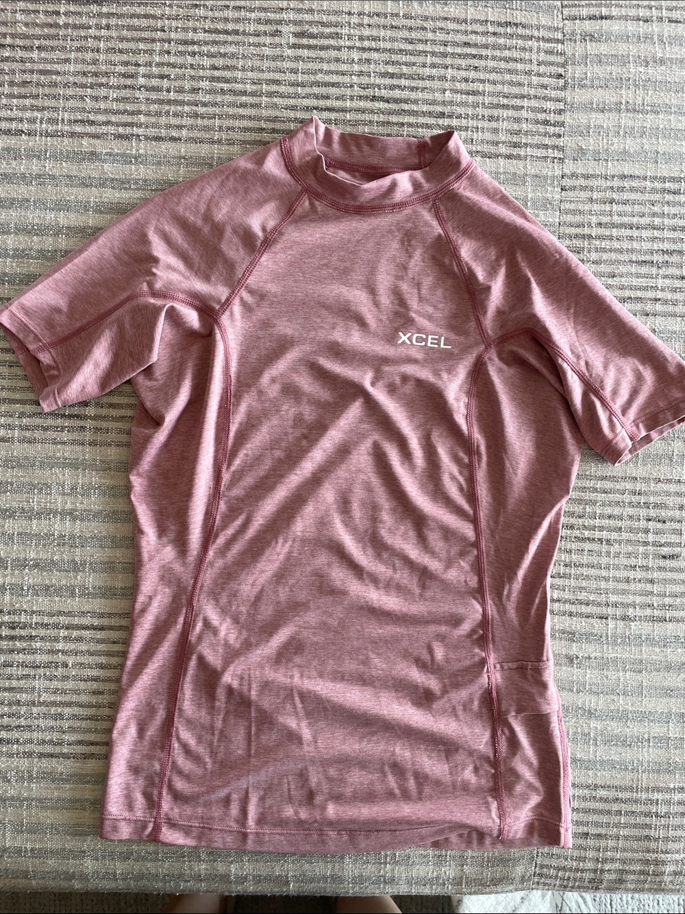 XCEL Women’s Short Sleeve Rash Guard - Dusty Rose